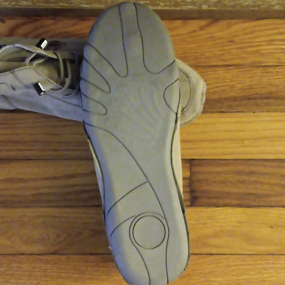 Men's Size 46 EU or 12 US Shoes - Picture 3 of 3